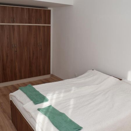 Marothi Kollegium Hostel Ντέμπρετσεν Εξωτερικό φωτογραφία