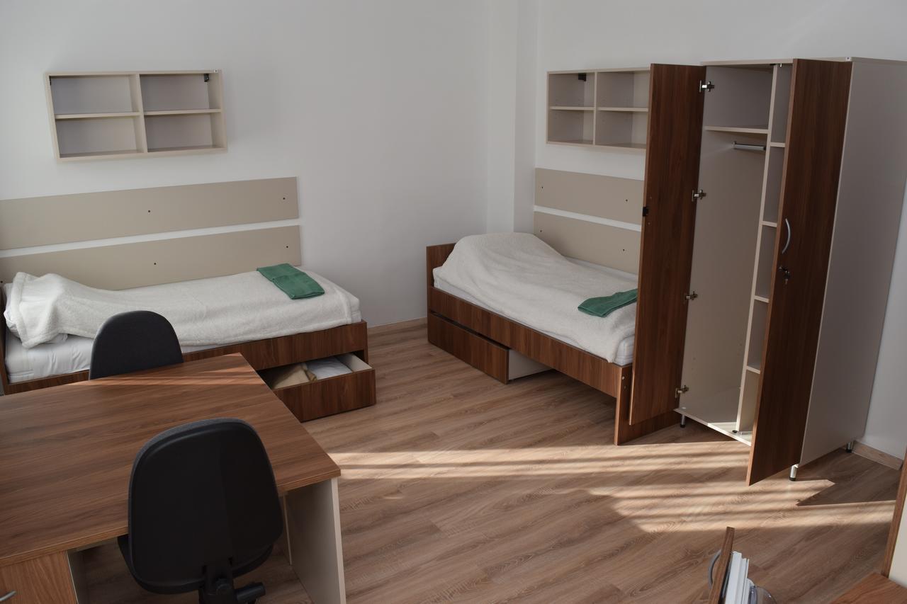 Marothi Kollegium Hostel Ντέμπρετσεν Εξωτερικό φωτογραφία